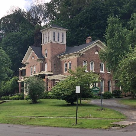 Cook Mansion Bed & Breakfast Montour Falls Εξωτερικό φωτογραφία
